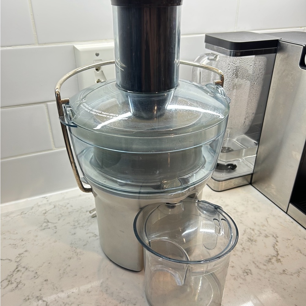 Breville Juicer